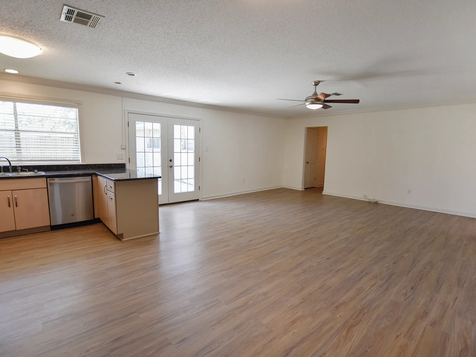 337 Bertolino Dr — Photo 2