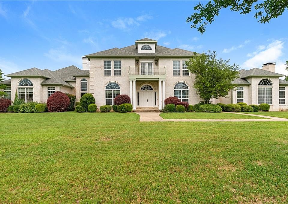 2310 S Saint Augustine Rd, Dallas, TX 75204 Zillow