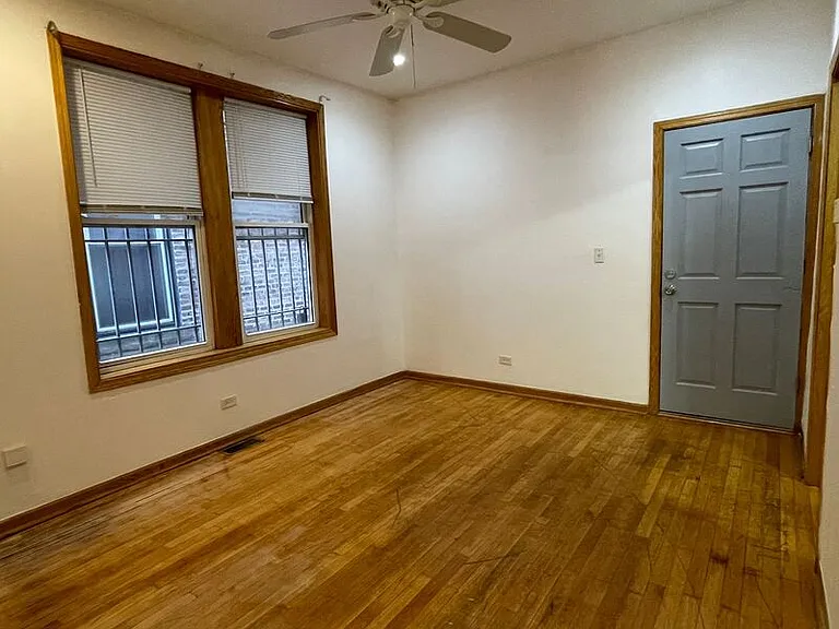 902 N California Ave #1R — Photo 6