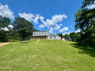 6250 Palm Rd, Neosho, MO 64850