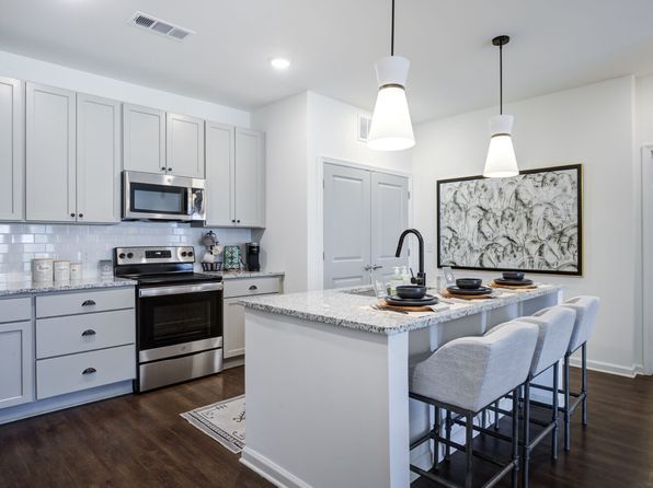 105 Holston View Dr #308