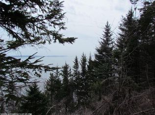 60 Baycrest Ln, Stockton Springs, ME 04981