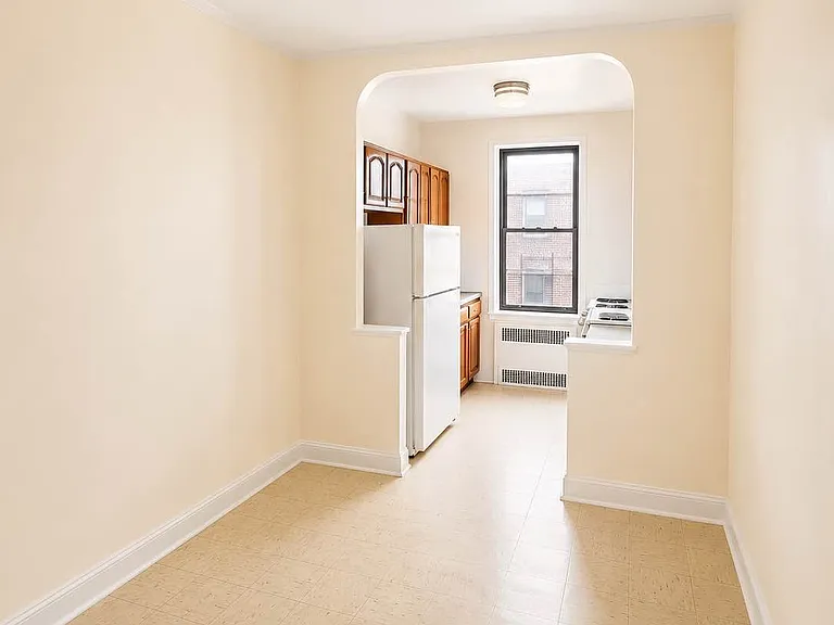 4015 Hampton St #4J — Photo 3