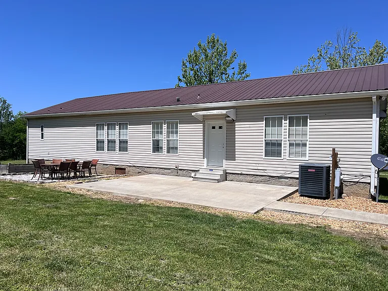 1000 Raintree Ln — Photo 8