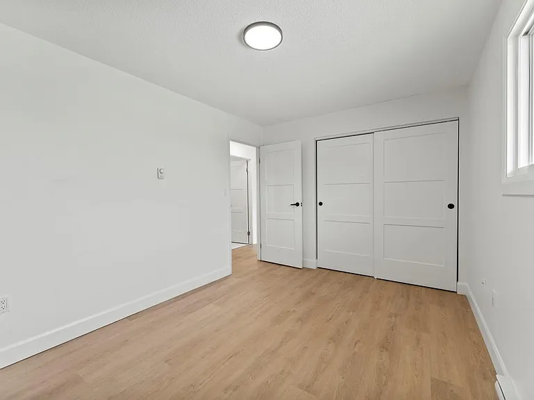 388 E Park Ave — Photo 8