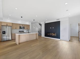 13600 Burbank Blvd, Van Nuys, CA 91401