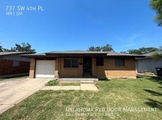 737 SW 4th Pl, Moore, OK 73160