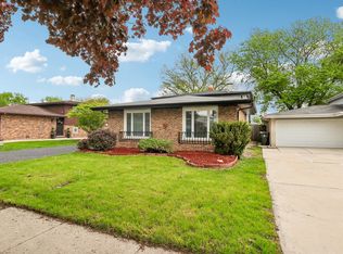 15631 E End Ave, Dolton, IL 60419
