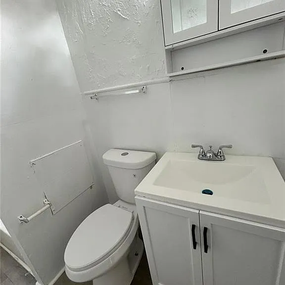 3654 E 53rd St #2 — Photo 7