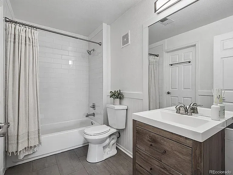4385 S Balsam St #8-2011 — Photo 15