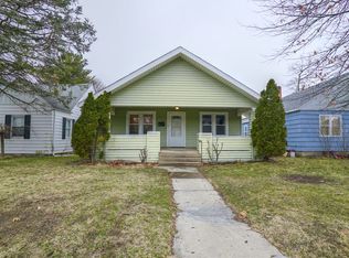 525 E Eckman St, South Bend, IN 46614