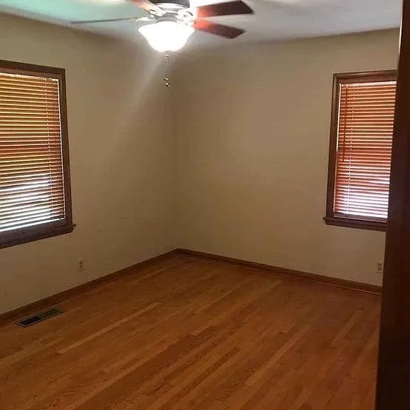 1505 Huntington Way — Photo 7