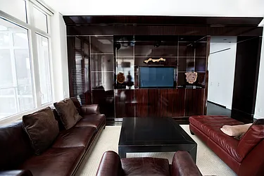 Rented by Gold Coast Capital Resources, LLC