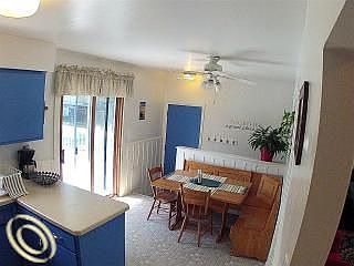 4th image of 570 Lindsay Dr