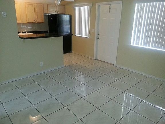 4th image of 1212 S Federal Hwy APT 10