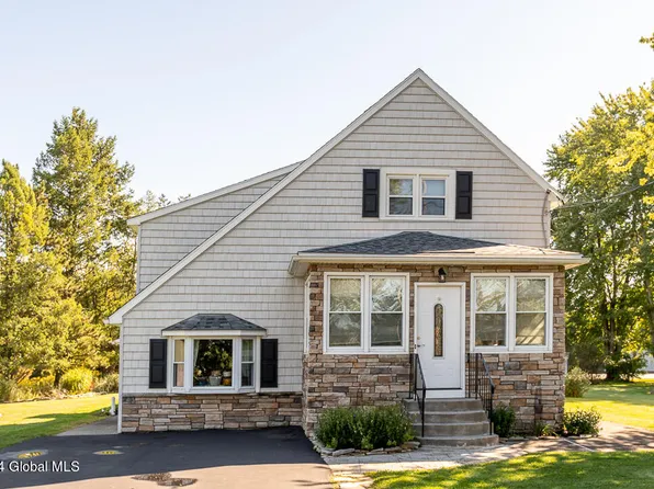 233 Boght Road, Watervliet, NY 12189