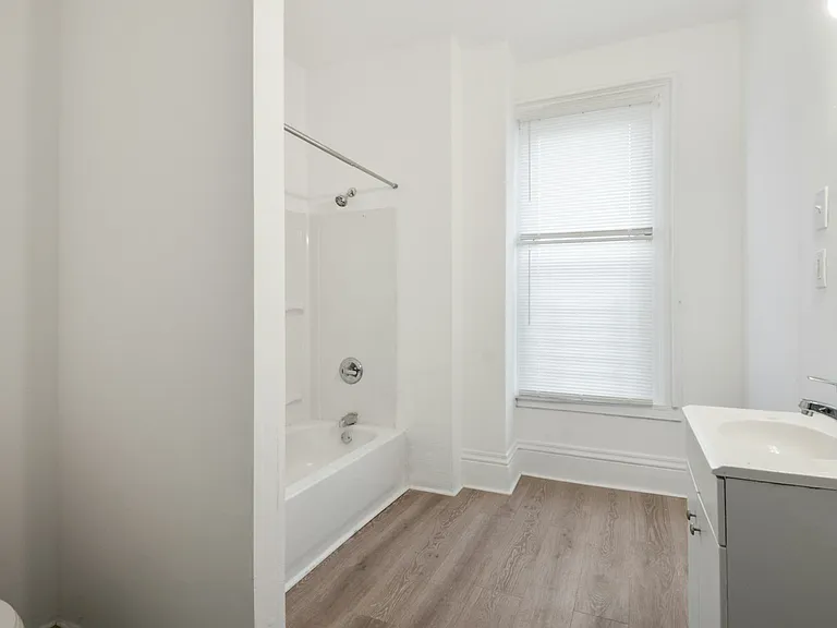 7202 Harvard Ave #A — Photo 14