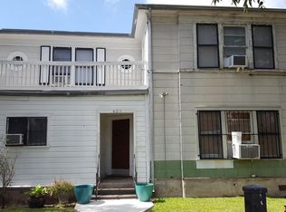 422 E Locust St, San Antonio, TX 78212