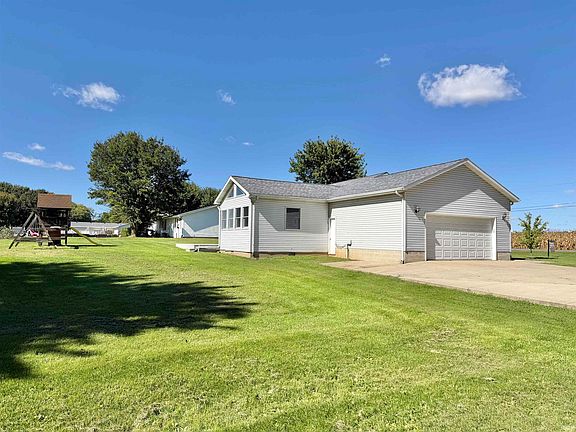 5th image of 471 Terpstra Dr