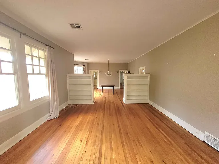 1535 Henry Clay Ave — Photo 8