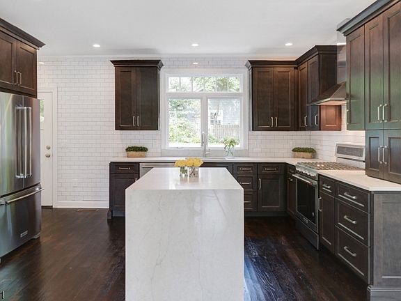 3rd image of 89 Maplewood Ave #1