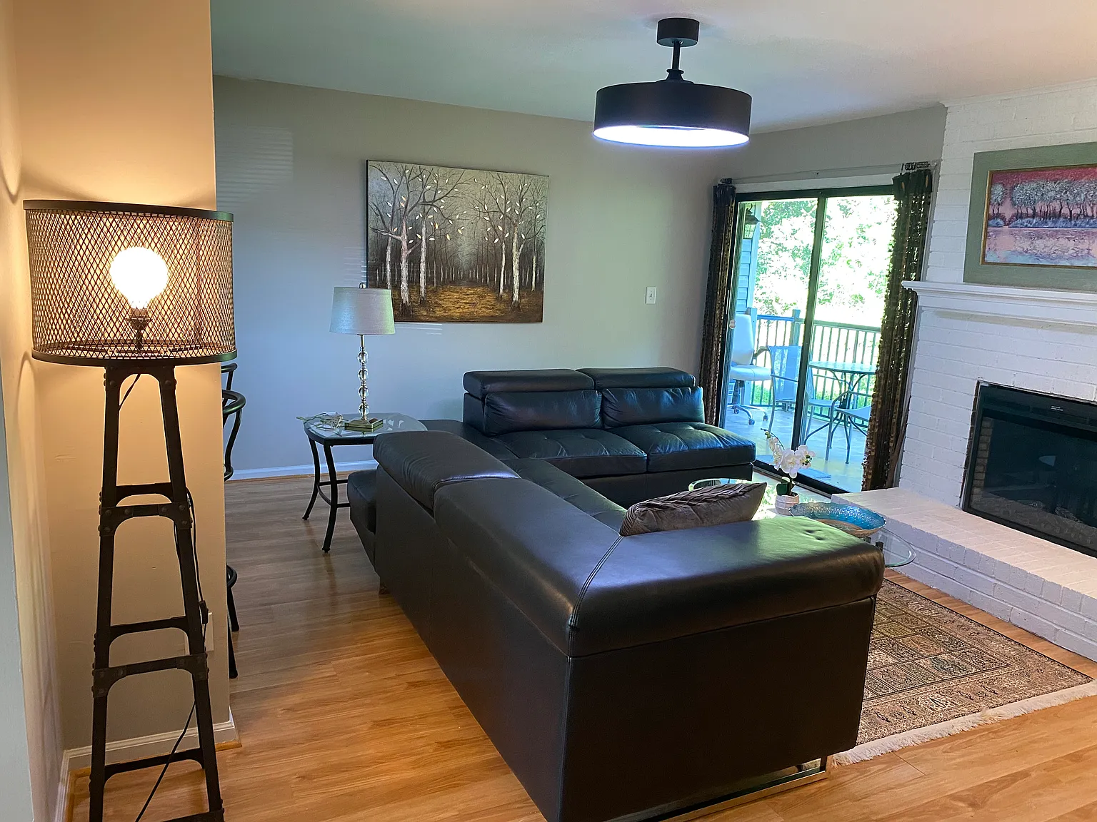 2 bed, 934 sqft, $2,500 — Photo 3
