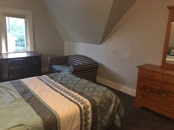 4th image of 71 Vine St #10981536