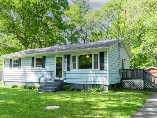 13 South Street, Plainfield, CT 06374