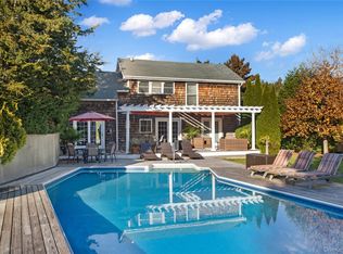 112 Upper 7 Ponds Road, Water Mill, NY 11976