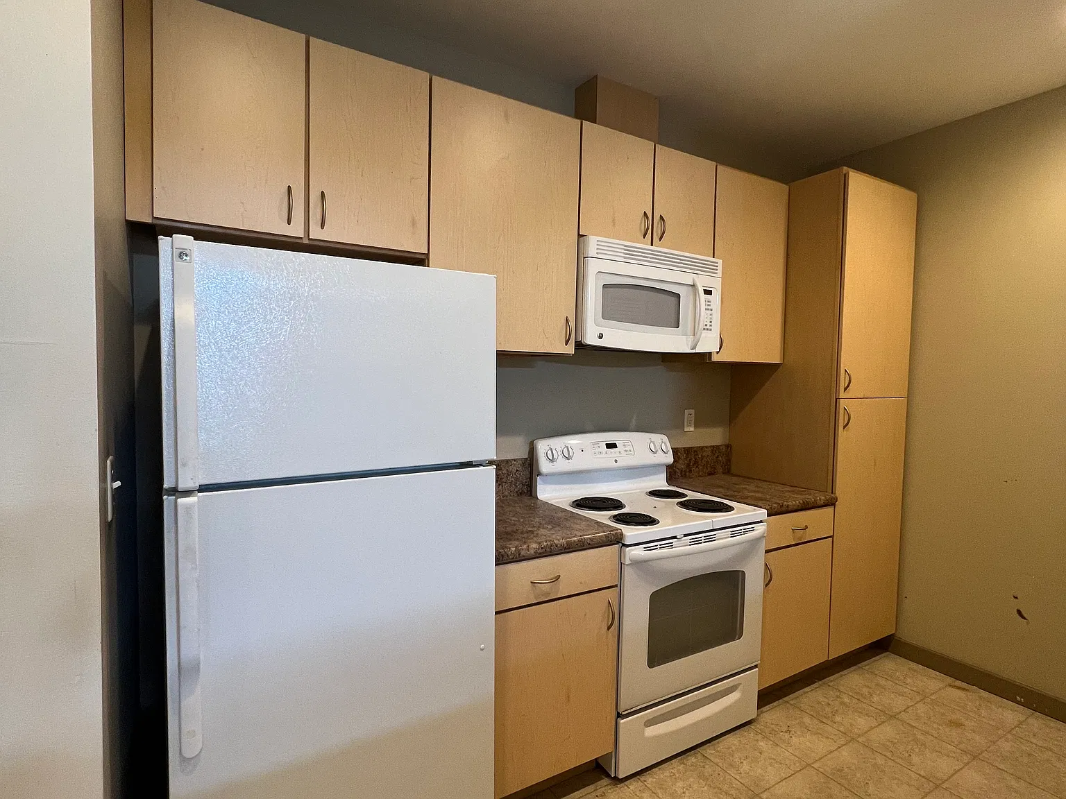 1 bed, 600 sqft, $1,450 — Photo 2