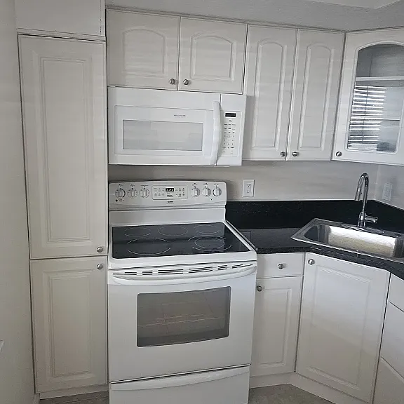 11700 Park Blvd #106 — Photo 12