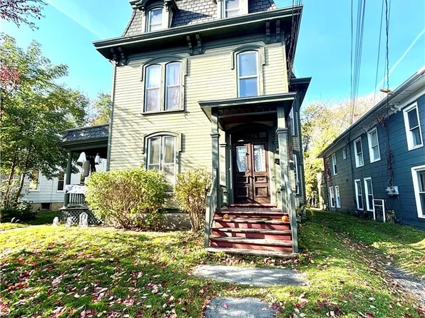 13 Washington St, Auburn, NY 13021