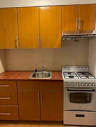 Rented by Green Line Realty