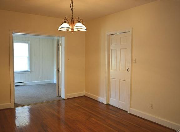 3rd image of 1510 W 44th St