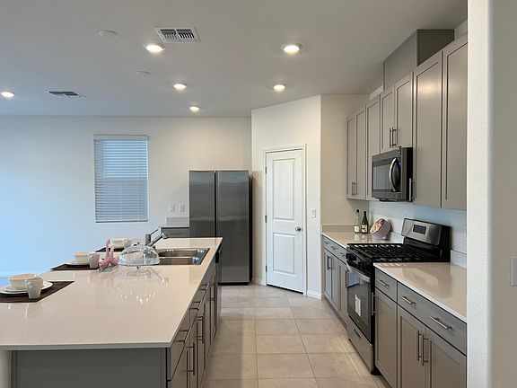 5th image of 8142 Desert Cassia Ave