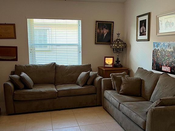 5th image of 11672 Dove Hollow Ave
