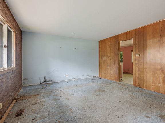 4th image of 7353 Coventry Ln