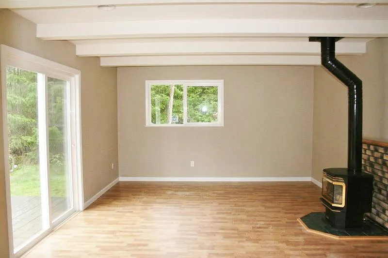 2 bed, 748 sqft, $1,925 — Photo 4