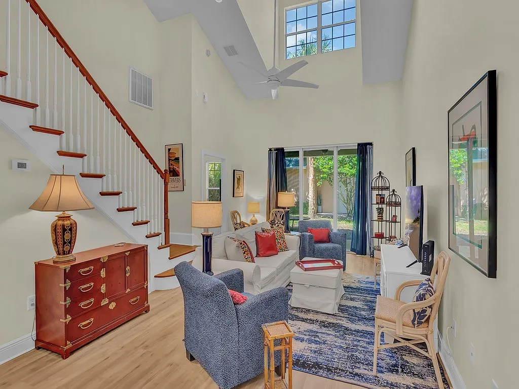 3 bed, 2.5 bath, 1766 sqft, $4,500 — Photo 4