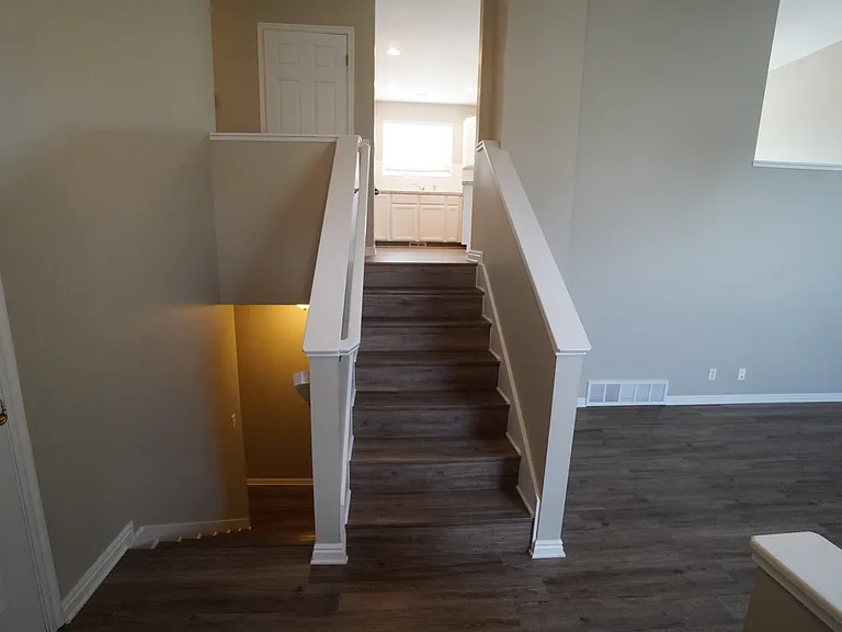 324 E 1100 N — Photo 6
