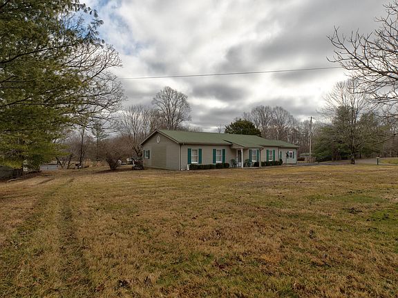5th image of 95 Len Dr