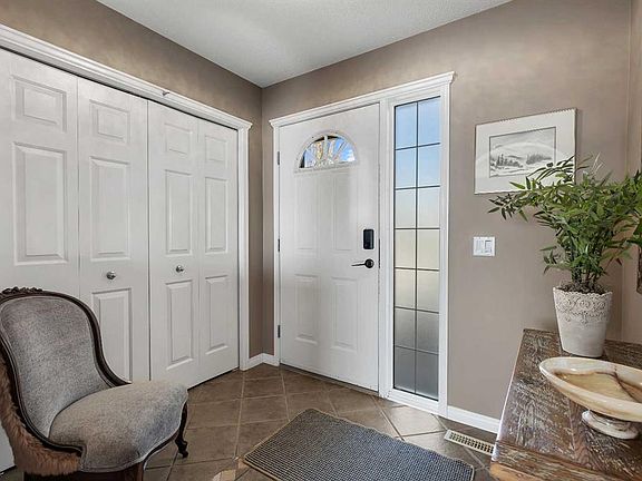 3rd image of 133 Rocky Ridge Heath NW