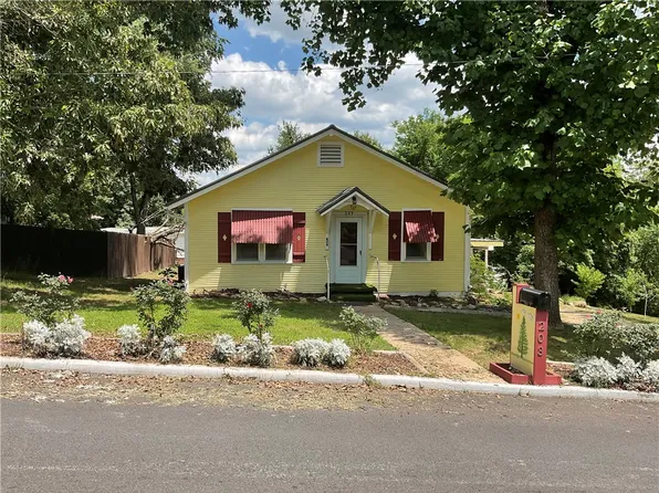 203 N Pine St, Harrison, AR 72601