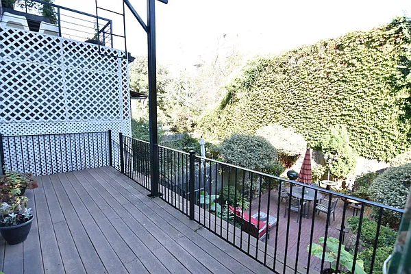 Rented by A P Realty Group NY LTD | media 2