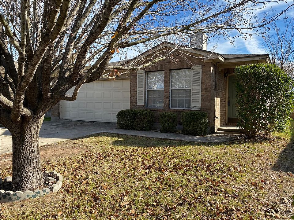 1st image of 109 David Dr