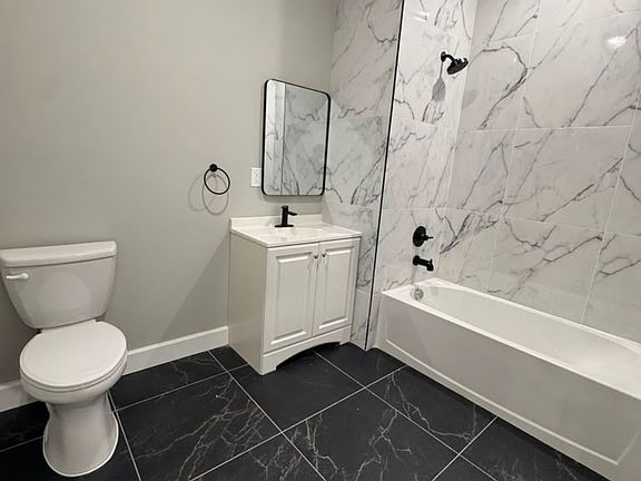 3rd image of 166 Fair St