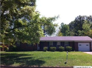 605 Edgewood St SW, Decatur, AL 35601