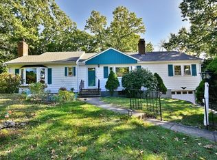 4 Great Rock Rd, Lexington, MA 02421