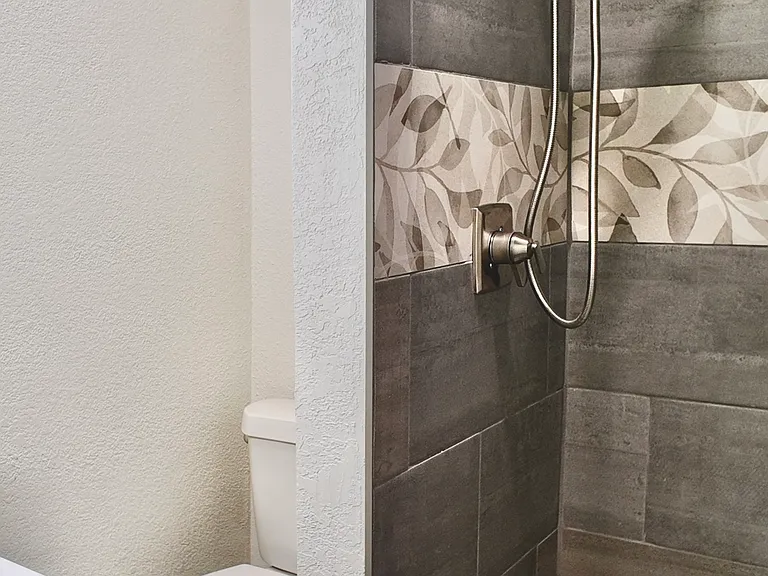 2931 Mobile Ave #3 — Photo 11