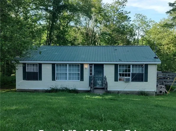 3219 Bay Rd, Carrollton, OH 44615